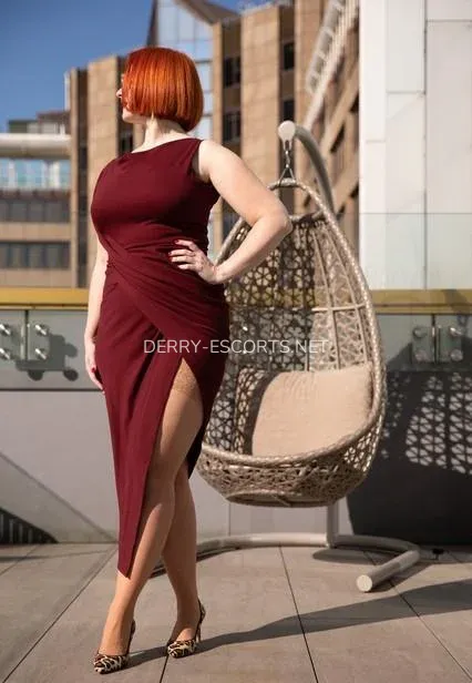 Derry escorts Jenna — 4