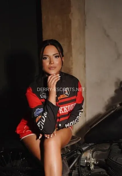 Derry escorts Marissa — 10