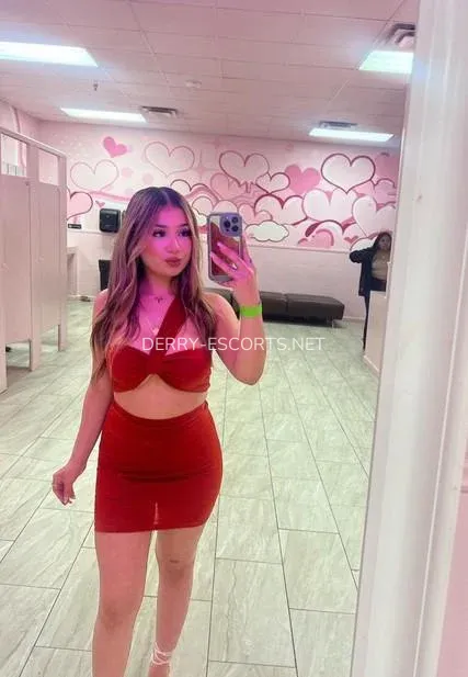 Derry escorts Siv — 3