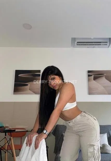 Derry escorts Alexis — 4