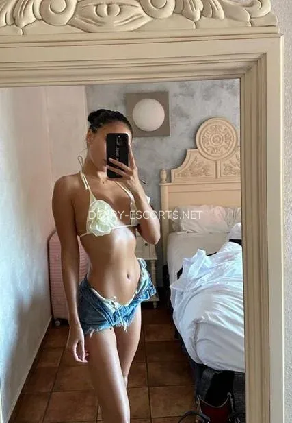 Derry escorts Helen — 10