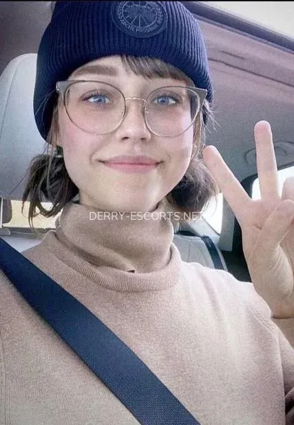 Derry escorts Atocha — 1