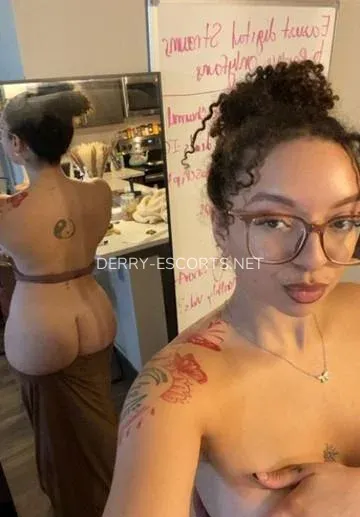 Derry escorts Ellen — 1