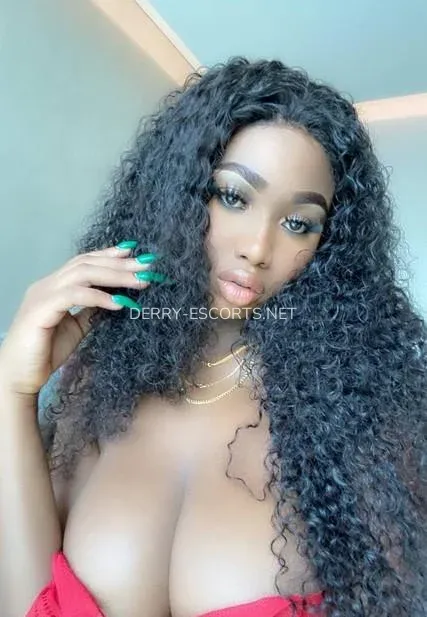 Derry escorts Valeria — 5