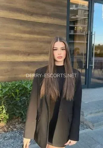 Derry escorts Kayla — 1