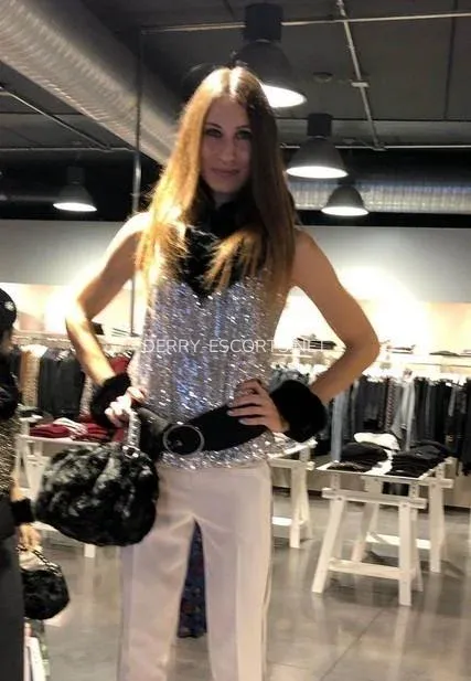 Derry escorts Margareta — 5