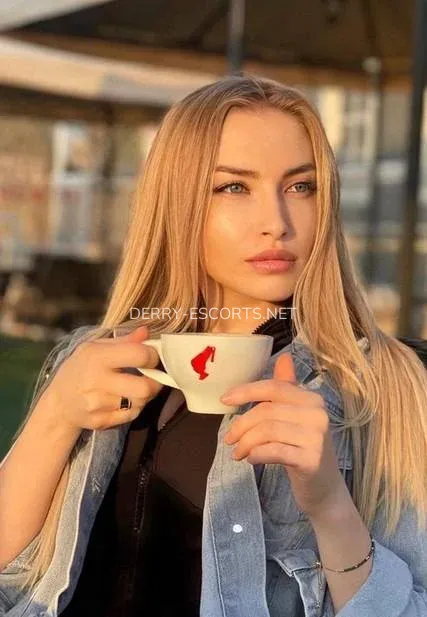 Derry escorts Yvonne — 7