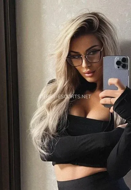 Derry escorts Frida — 3