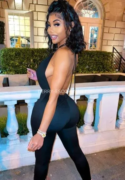 Derry escorts Caroline — 9