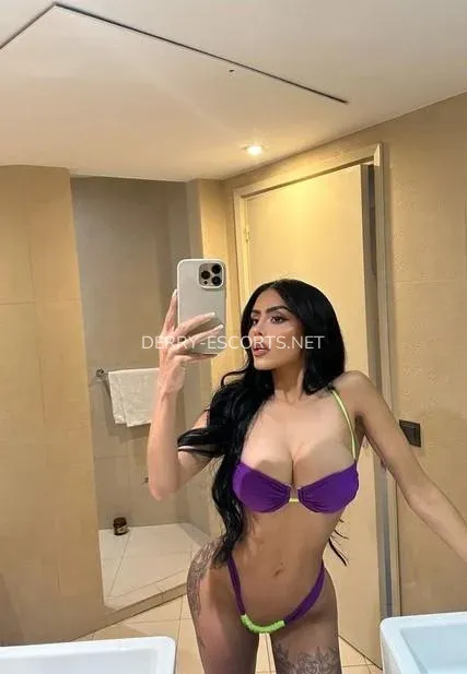 Derry escorts Makenzie — 4