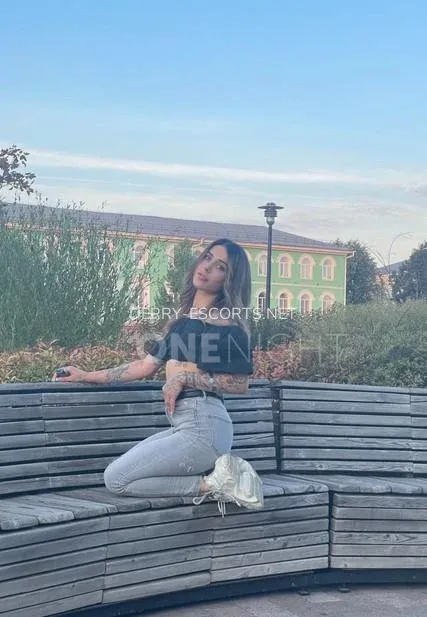 Derry escorts Perpetua — 7