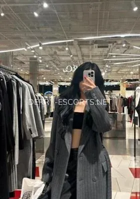 Derry escorts Caroline — 7