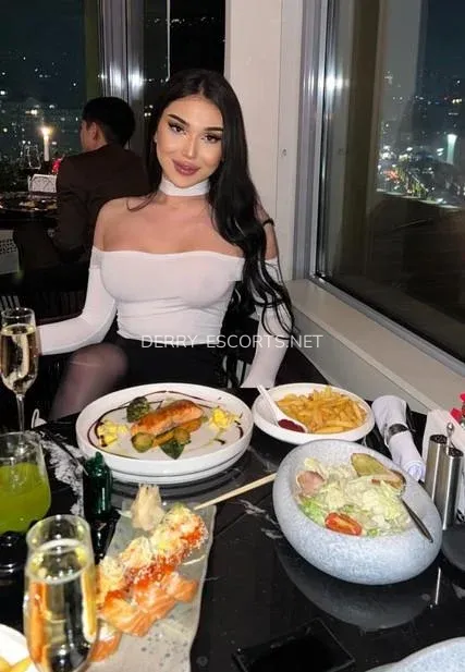 Derry escorts Åsa — 6