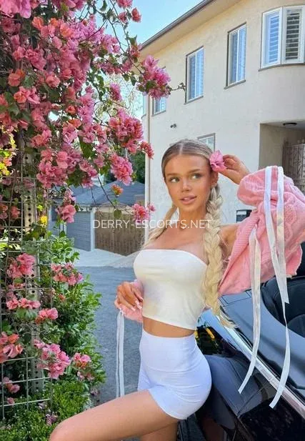 Derry escorts Jada — 9