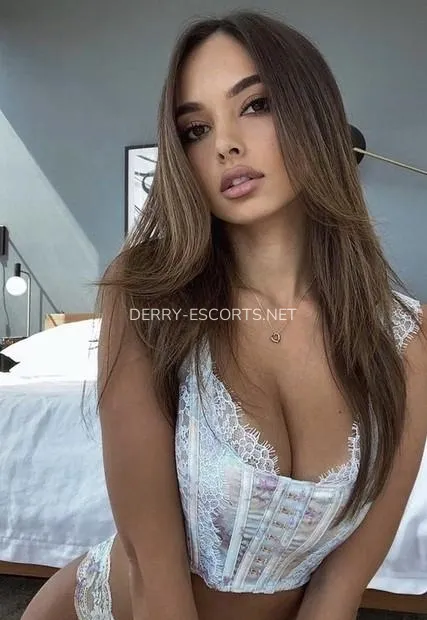 Escort djevojka Delaney - Derry