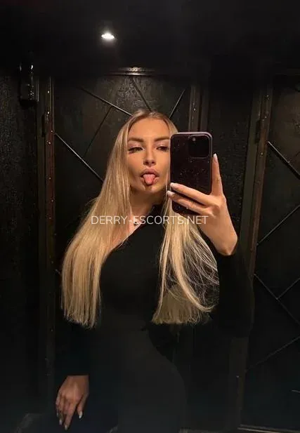 Derry escorts Yvonne — 10