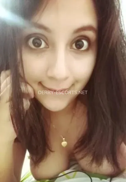 Derry escorts Piedad — 3