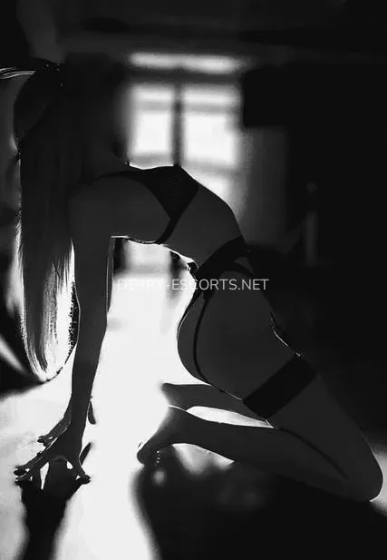 Derry escorts Susanne — 6