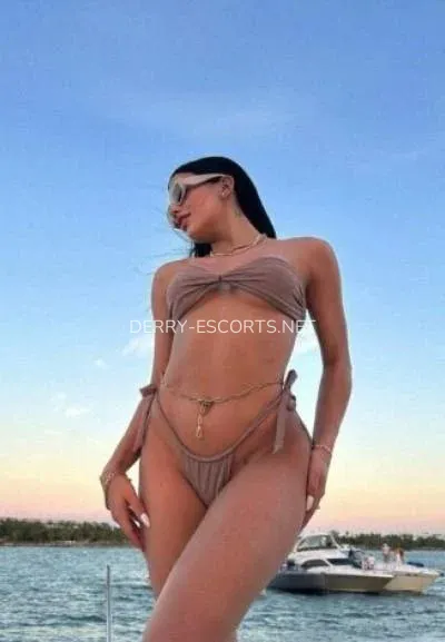 Derry escorts Linda — 3