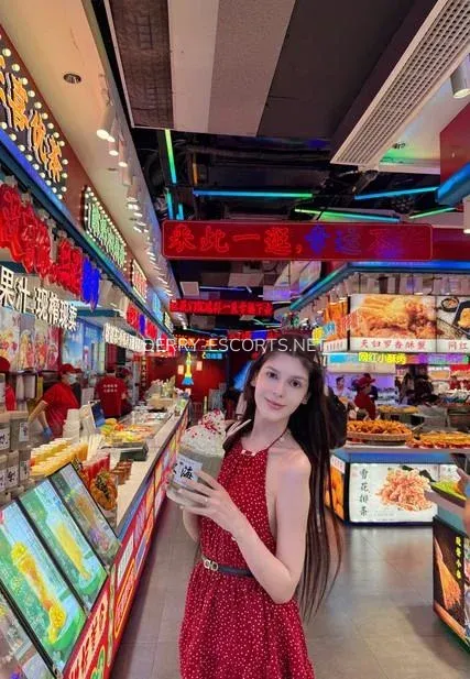 Derry escorts Matilda — 8