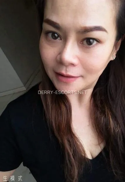 Escort djevojka Aliyah - Derry