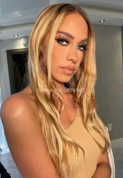 Derry escorts Kiara — 3