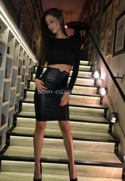 Derry escorts Anna — 1