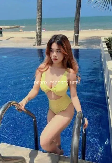 Derry escorts Jenny — 3