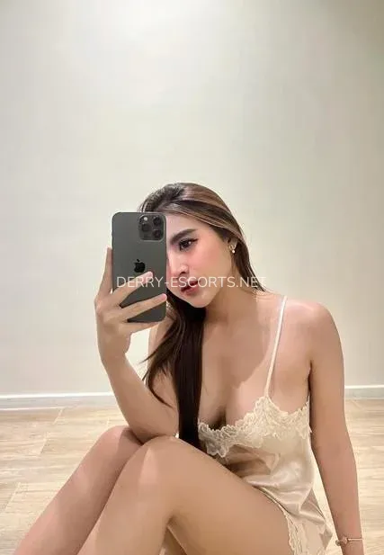 Derry escorts Valentina — 6