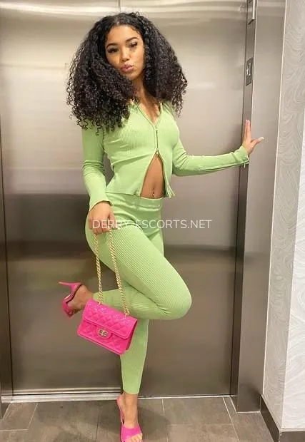 Derry escorts Jacqueline — 2