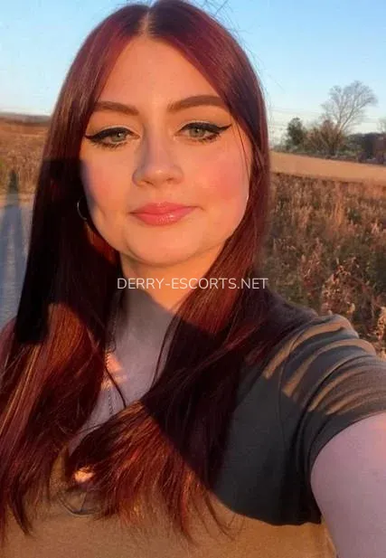 Derry escorts Almudena — 5