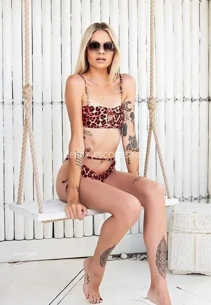 Derry escorts Natacha — 4