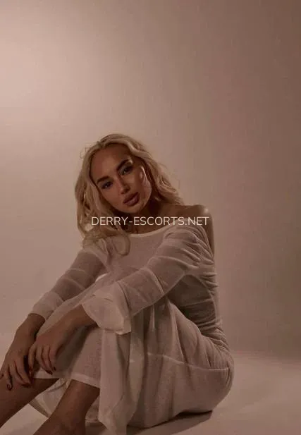 Derry escorts Sabrina — 5