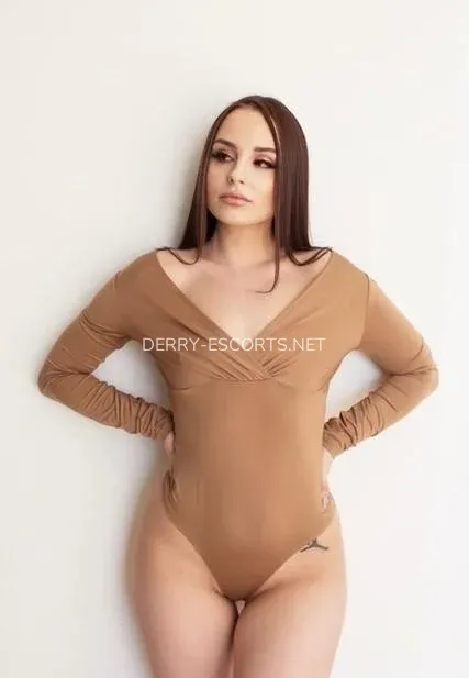 Derry escorts Tecla — 5
