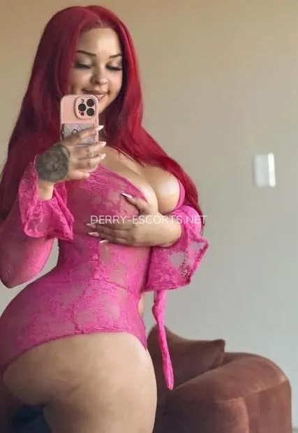 Escort djevojka Camryn - Derry