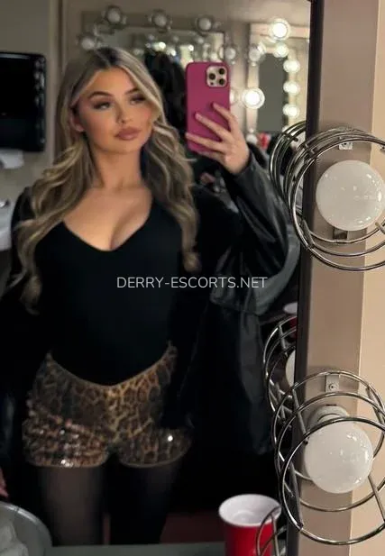 Derry escorts Lena — 4
