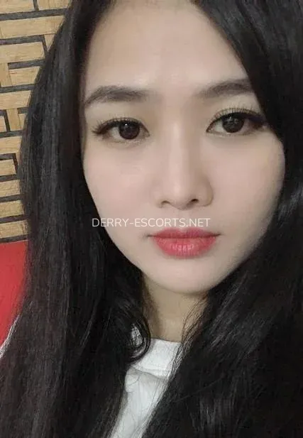 Derry escorts Viktoria — 4