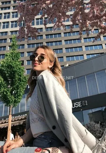 Derry escorts Anette — 8