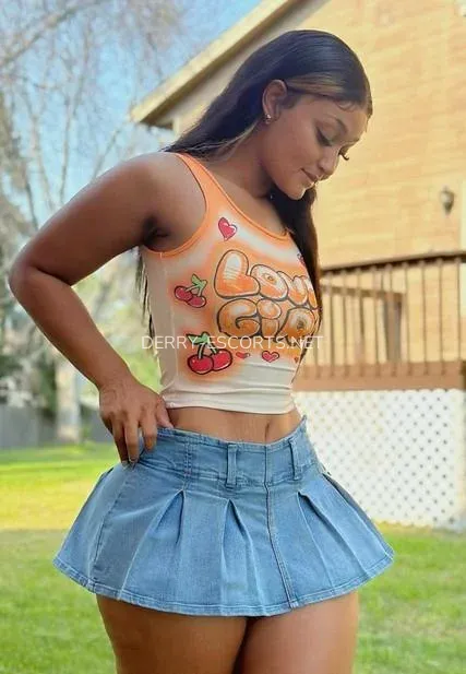 Derry escorts Evelyn — 3