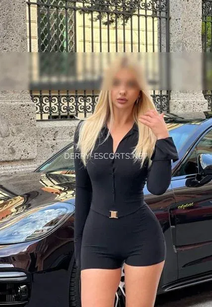 Derry escorts Åsa — 8