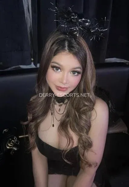 Derry escorts Erika — 1
