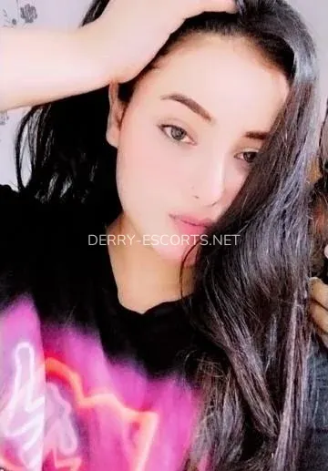 Derry escorts Elise — 1