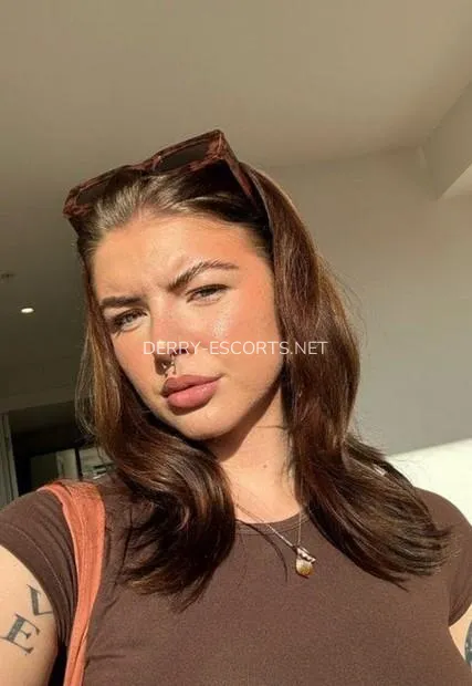 Derry escorts Mona — 2