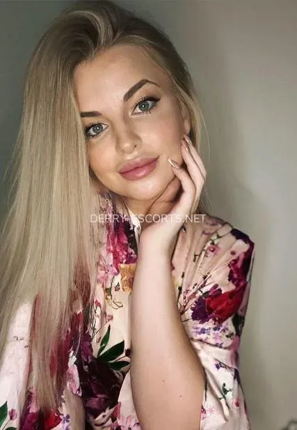 Derry escorts Courtney — 5