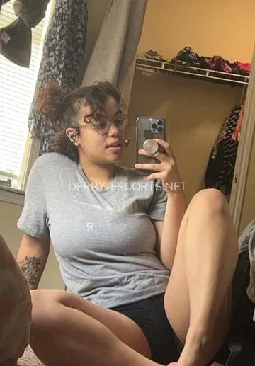 Derry escorts Jadyn — 1