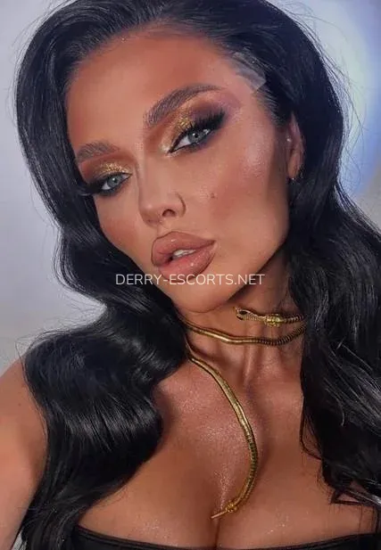 Derry escorts Carina — 9