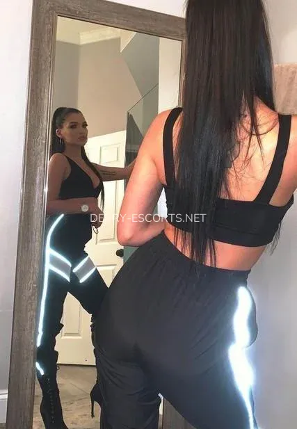 Derry escorts Hanna — 1