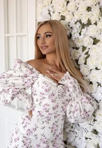 Derry escorts Perpetua — 1