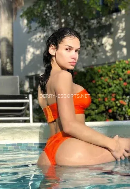 Derry escorts Cheyenne — 1