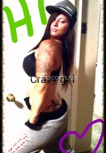 Derry escorts Makenzie — 1